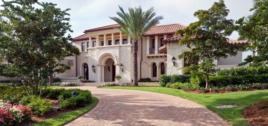Top 7 Security Challenges Faced By Atherton Estates 3 California Home being provided with Estate Security Services.